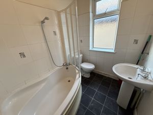 Photo 32- click for photo gallery